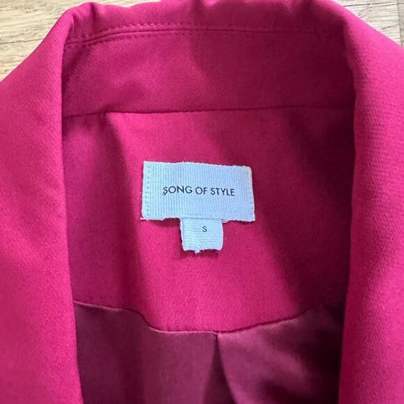 Revolve - Song of Style Savannah Oversized Blazer in Red Berry - Picture 2 of 5